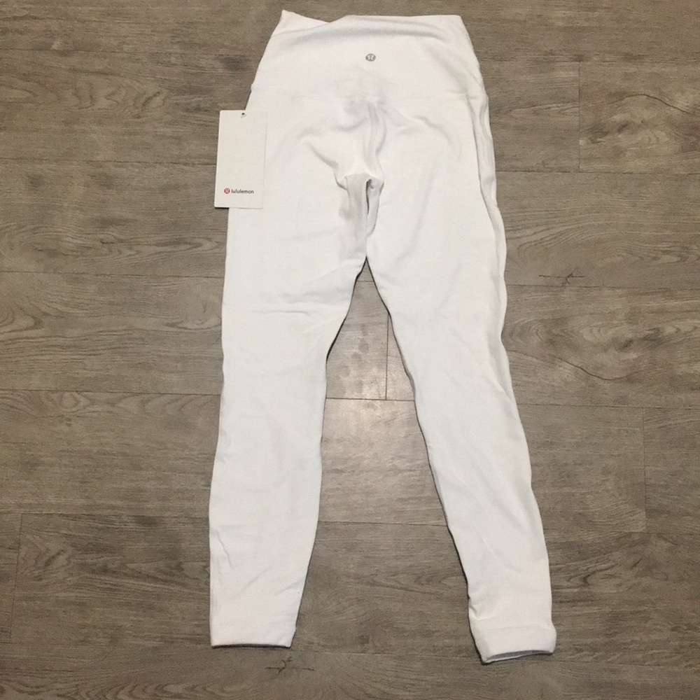 Lululemon 25” Aligns